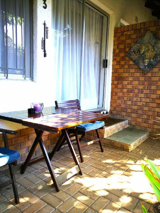 Bhangazi Lodge Bed & Breakfast Saint Lucia Estuary Exteriör bild